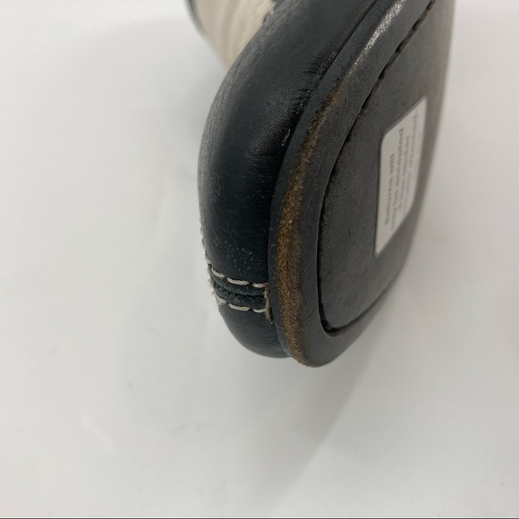 Gucci Men’s Black Leather / White Linen Loafer - Size 8D main image 10